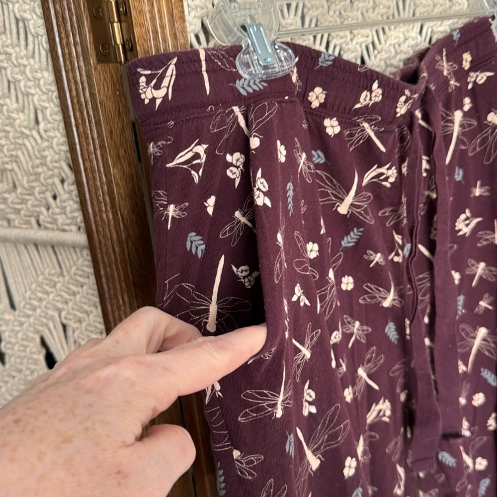 Torrid Outlander Collection Drsgonfly Capri pants - Picture 3 of 4
